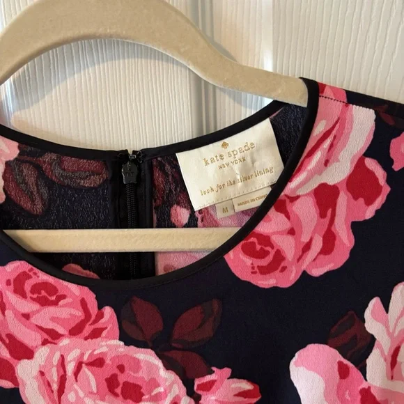 Kate Spade Rambling Roses Ruffle Shift Dress, Medium - Picture 4 of 7